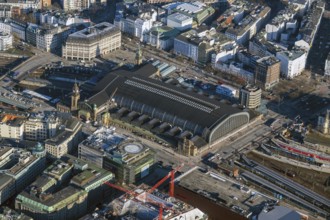 Central Station, Hamburg, Deutsche Bahn, DB, rail, traffic, Germany
