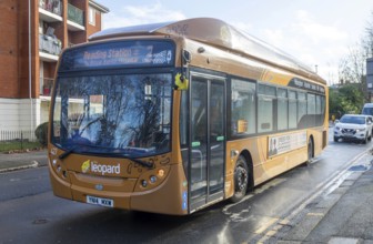 Single-decker Scania K270UB ADL Enviro300SG, Leopard bus service 3 Reading Station, Reading,