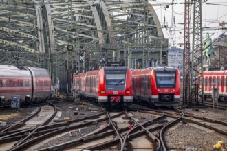 Railway in front of Cologne Central Station, Hohenzollern Bridge across the Rhine, ICE