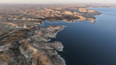 In northeast Syria on January 19, 2026, the Syrian Army officially took control of the Tishrin Dam,