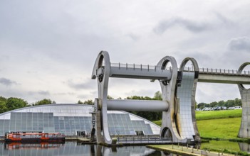 Falkirk Wheel, Forth and Clyde Canal, Falkirk, Scotland, UK