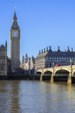 Westminster Bridge over River Thames and Elizabeth Tower, Big Ben, Great Bell of the Great Clock of