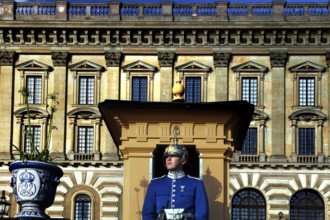 S Stockholm, Gamla Stan, Kungliga Slottet (royal castle), guardhouse