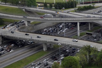 Winding highways with heavy traffic in Atlanta, Atlanta, Georgia, USA