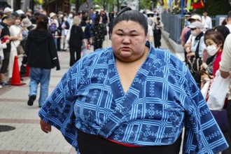 A Sumotori proud in traditional clothing in Ryogoku, Tokyo, Tokyo, Ryogoku, Japan