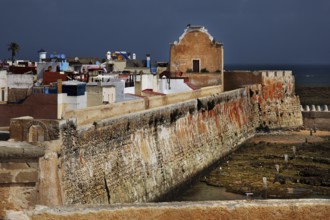 Historic wall over the city overlooking the sea, El Jadida, Cité Portugaise, Morocco