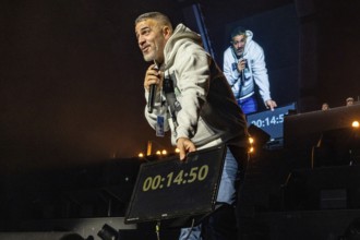 Bushido shows a countdown on a live display on Alles wird gut Tour 2026 at ZAG Arena Hannover on 14