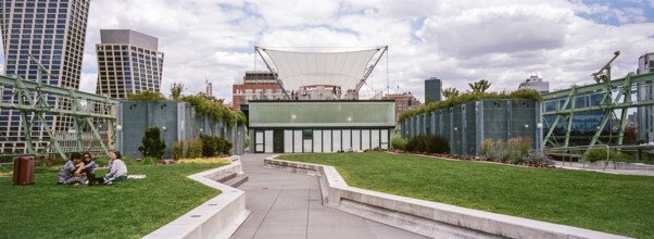 Pier 57 Rooftop Park Pier 57, New York, USA