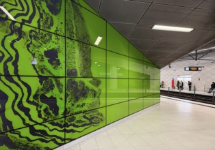 Artwork titled Achat by Manuel Franke, Graf-Adolf-Platz subway station, Düsseldorf, North