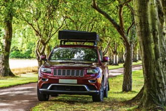4x4 car trip with roof tent on the Scottish wilderness, Scotland, United Kingdom