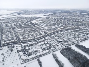 The Riedberg district of Frankfurt and the surrounding area are covered with snow, Riedberg,