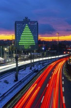 Autobahn A40, Ruhrschnellweg, between Essen and Mülheim an der Ruhr, evening traffic in winter,