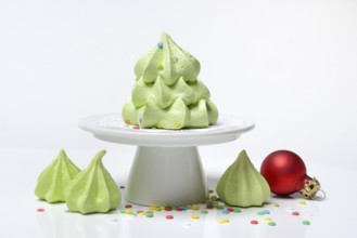 Meringue in the shape of a Christmas tree, Christmas cookies, meringue