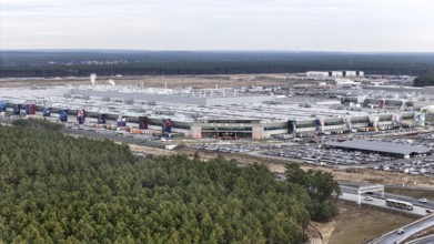 Tesla Gigafactory, Grünheide, 19.12.2025, Grünheide, Brandenburg, Germany