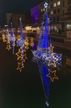Christmas decoration in Kiel am Holstenfleet, Kleiner Kiel Canal, city center, Christmas, lighting,