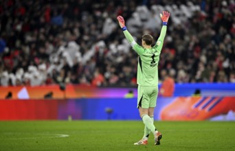 Goalkeeper Manuel Neuer FC Bayern Munich FCB (01) gesture gesture from behind Allianz Arena,