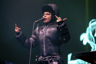Erykah Badu, singer, USA, soul, hip-hop, R&B, The Return Of Automatic Slim World Tour 2025, live at