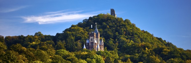 The mountain Drachenfels with Drachenburg Castle and the castle ruins, Siebengebirge, Königswinter,