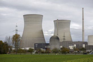 Demolition of the 160m high cooling towers of the disused Gundremmingen nuclear power plant (AKW