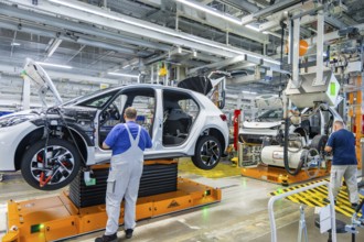 Electric car production in the assembly halls of VW in Zwickau, Zwickau, Saxony, Germany