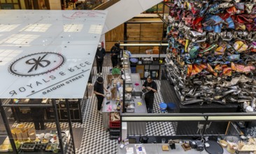 Interior design commercial property, partially vacant Shopping Quartier 205 in Friedrichstrasse and