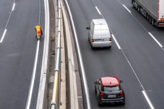 Rehabilitation of the A52 motorway near Essen, an 8 km long section between the Essen-Kettwig