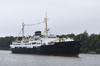MS NORDSTJERNEN, cruise ship, NORDSTJERNEN in the Kiel Canal, NOK, Kiel Canal, Kiel Canal,
