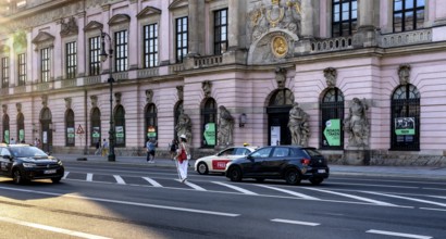 Road traffic and pedestrians on the carriageway in Berlin-Mitte, Unter den Linden, Berlin, Germany