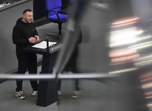 Cem Ince (Die Linke) speaks on the agenda item Minimum Wage Act in the eleventh session of the