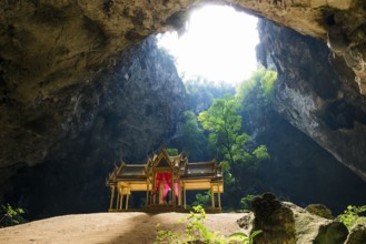 Temple in a stalactite cave, Phraya Nakhon Cave, Khao Sam Roi Yot National Park, Hua Hin, Prachuap