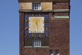 Sundial by Friedrich Wilhelm Kleukens on the Wedding Tower, south side, Mathildenhöhe, UNESCO World