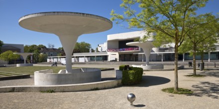 Georg-Büchner-Platz with white concrete mushrooms and the State Theatre, public square, Darmstadt,