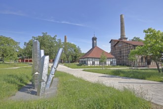 Sculpture Crystal Columns by Rainer Henze 2022 and Halloren- und Salinemuseum, stainless steel,