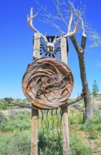 Native American totem pole on Route 163, Utah, USA