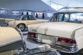 Mercedes-Benz 300 test vehicle from 1960, a one-off from the testing department. Data transmission