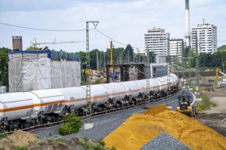 Reconstruction, extension of the Emmerich-Oberhausen railway line, three tracks, including 47 new