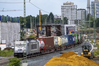 Reconstruction, extension of the Emmerich-Oberhausen railway line, three tracks, including 47 new