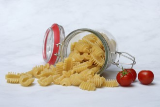 Italian pasta in glass containers, Radiatori variety