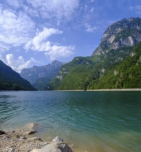Pian Falcina, bathing beach on Lago di Mis, Sospirolo, Belluno, Veneto, Italy