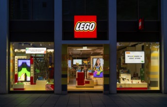 Shop window, Display, LEGO Shop, Store, Logo, Toys, Königsstraße, Stuttgart, Baden-Württemberg,