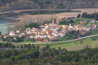 View from viewpoint mirador de Una, village Una, lake, nature reserve, Cuenca region, Spain