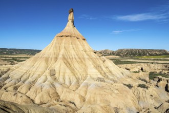 Castildetierra rock formation, semi-desert, Bardena Blanca area, Bardenas Reales Nature Park,