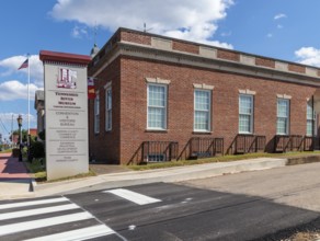 Tennessee River Museum and Visitor Information Center in Savannah, Tennessee