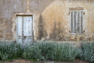 Abandoned house, Girolata, nature reserve, Réserve naturelle de Scandola, Corsica, France