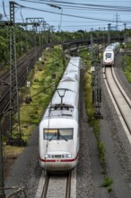 ICE 2, left, ICE 4 train on the line between Bochum and Dortmund, near Dortmund-Marten, multi-lane