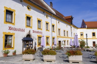 Klosterbräustüberl, Gasthaus, Kloster Baumberg, Altenmarkt an der Alz, Chiemgau, Upper Bavaria,