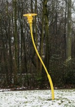 Jeppe Hein, Modified Street Light #05 at the Holy Spirit Church, Kunstraum Heilig Geist, Essen,