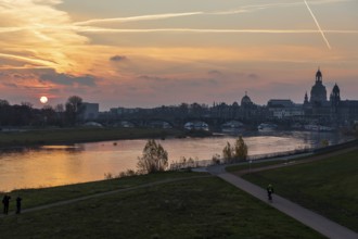 City view with Elbe, Academy of Arts, Church of Our Lady and Ständehaus at sunrise, Dresden,