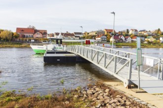 Elbe ferry between Diesbar-Seußlitz and Niederlommatzsch, Diesbar-Seußlitz ferry terminal, Saxony,