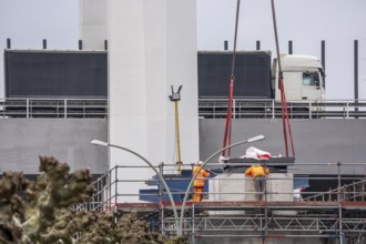 Duisburg-Neuenkamp Rhine bridge, the A40 motorway, construction of the second bridge begins, bridge